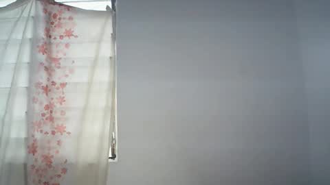 nastydivah online show from April 9, 6:19 am