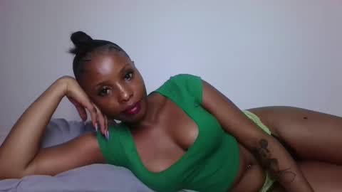 nastyivy1 online show from April 18, 7:01 am