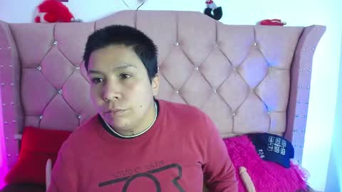Snapshot of nat_evans8 chatting on May 5, 10:51 pm nat_evans8 online show from May 5, 10:51 pm