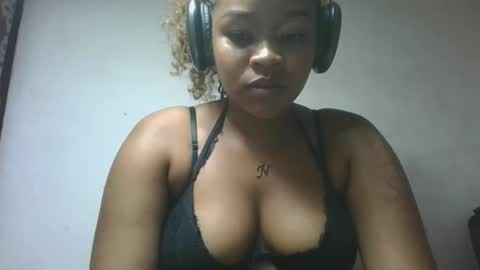 natachazz online show from May 1, 2:43 pm
