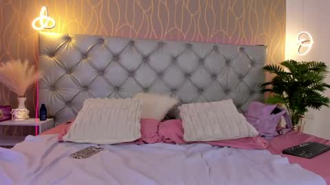 Snapshot of natalhy_ chatting on May 25, 4:46 pm natalia online show from May 25, 4:46 pm