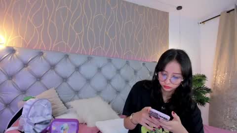 Snapshot of natalhy_ chatting on May 30, 8:06 pm natalia online show from May 30, 8:06 pm