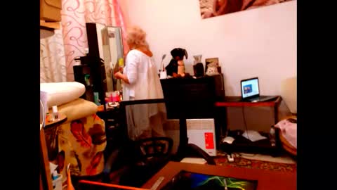 natali online show from February 3, 4:14 am