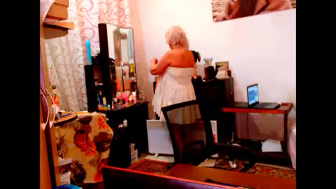 natali online show from February 16, 5:48 pm