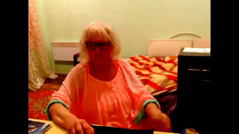 natali online show from May 19, 2:29 am