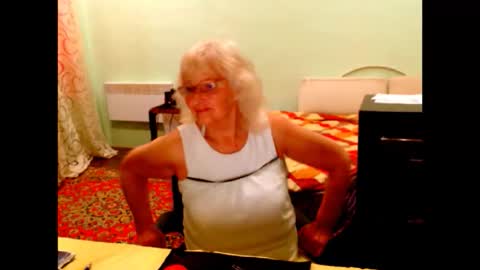 natali online show from May 19, 3:18 pm