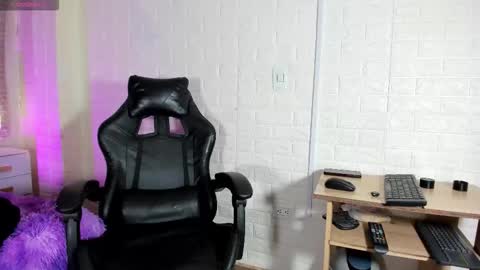 Natalia Kiss online show from February 6, 11:46 am