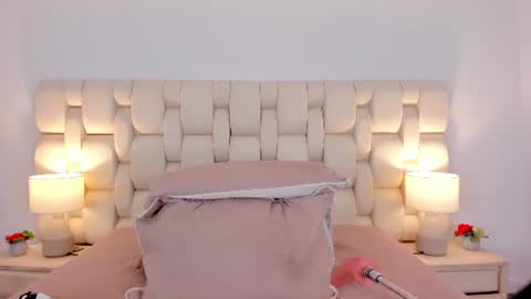 Snapshot of nataliacollinslim chatting on July 16, 2:39 am Natalia online show from July 16, 2:39 am