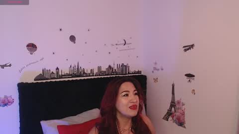 Snapshot of nataliaroushh chatting on June 1, 1:35 pm Natalia Roush online show from June 1, 1:35 pm