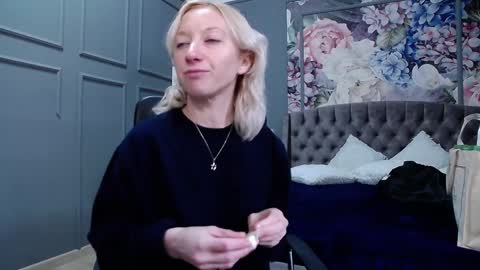 Natalie online show from January 6, 7:42 am