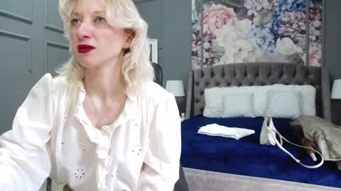 Natalie online show from January 10, 7:46 am