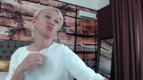 Natalie online show from September 11, 11:32 am