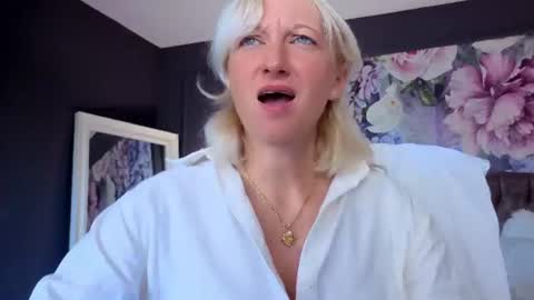 Natalie online show from July 30, 5:39 am