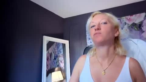 Natalie online show from July 31, 7:08 am
