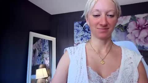 Natalie online show from August 1, 6:23 am