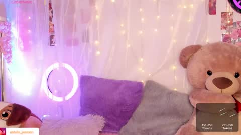       online show from February 25, 10:52 pm