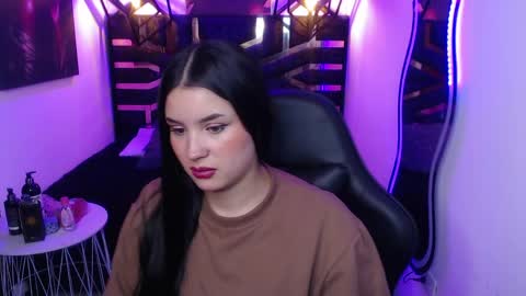 natalie  online show from May 8, 8:47 pm