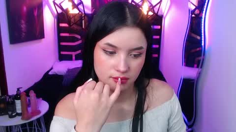 natalie  online show from May 16, 7:56 pm