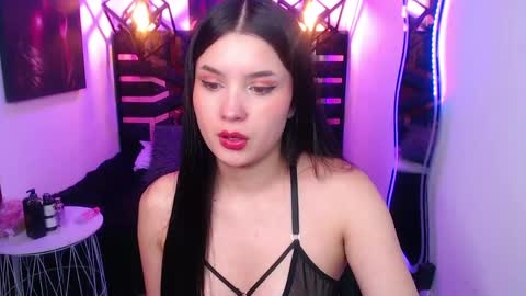 natalie  online show from May 27, 8:17 pm