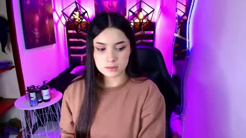 natalie  online show from June 6, 8:13 pm