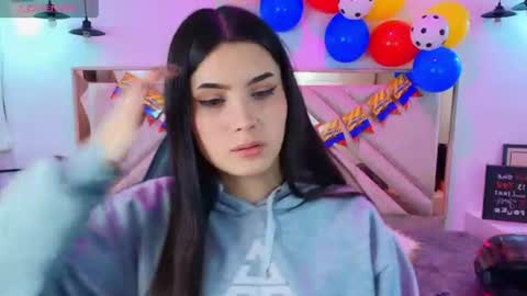 natalie  online show from June 17, 7:48 pm