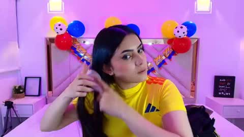 natalie  online show from July 7, 8:02 pm