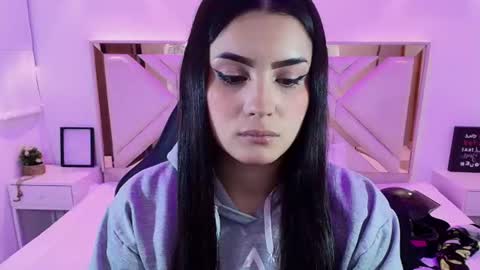 natalie  online show from July 23, 7:56 pm