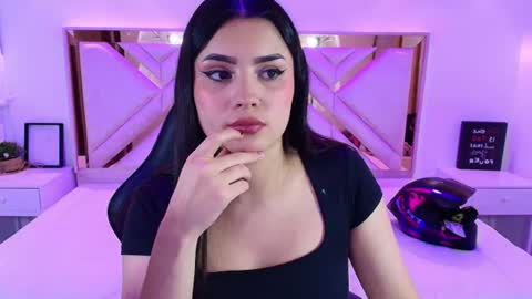 natalie  online show from July 30, 8:19 pm