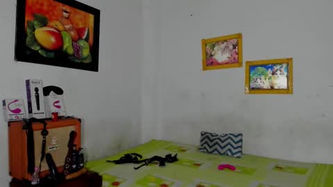 Snapshot of natalie_porter_ chatting on March 7, 5:15 am natalie porter online show from March 7, 5:15 am