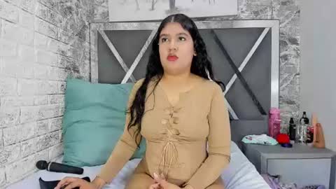 Snapshot of natalieevansx chatting on June 12, 1:10 pm natalieevansx online show from June 12, 1:10 pm