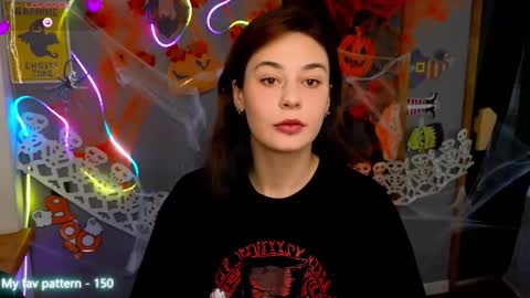 Snapshot of natalimillers chatting on November 4, 6:45 am Natali online show from November 4, 6:45 am