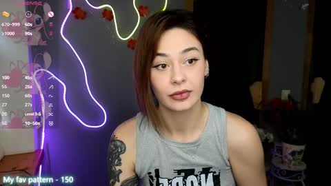 Snapshot of natalimillers chatting on November 25, 6:57 am Natali online show from November 25, 6:57 am