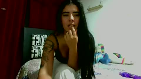 Snapshot of nataly_2908 chatting on June 3, 4:26 am nataly_2908 online show from June 3, 4:26 am