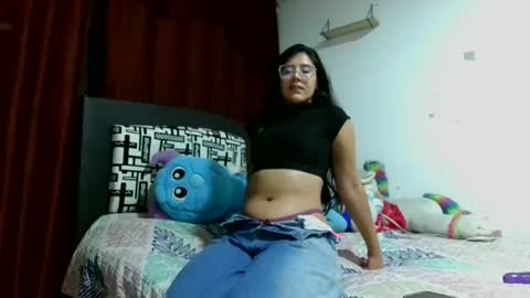 Snapshot of nataly_2908 chatting on June 11, 6:00 am nataly_2908 online show from June 11, 6:00 am