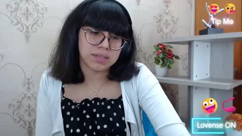 Snapshot of nataly_cloud chatting on December 27, 12:23 pm N A T A L Y online show from December 27, 12:23 pm