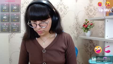 Snapshot of nataly_cloud chatting on January 16, 12:53 pm N A T A L Y online show from January 16, 12:53 pm