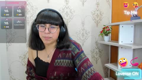 Snapshot of nataly_cloud chatting on January 27, 4:22 pm N A T A L Y online show from January 27, 4:22 pm