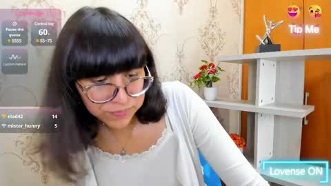 Snapshot of nataly_cloud chatting on February 10, 4:04 pm N A T A L Y online show from February 10, 4:04 pm