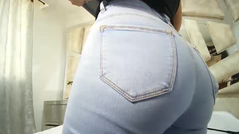 Natalye foster online show from December 4, 7:34 pm