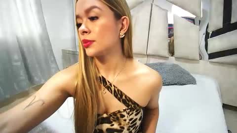 Natalye foster online show from December 7, 5:53 pm