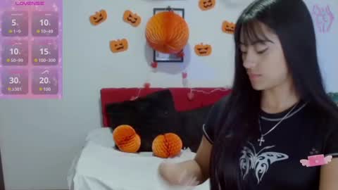 Nataly Escobar online show from October 23, 2:16 pm