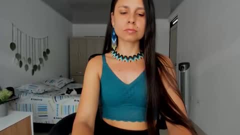 Snapshot of natalyfitt_7 chatting on May 25, 7:31 pm natalyfitt_7 online show from May 25, 7:31 pm