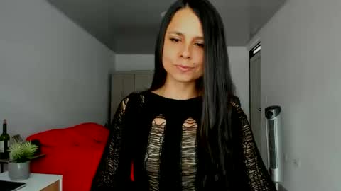 Snapshot of natalyfitt_7 chatting on June 10, 7:02 pm natalyfitt_7 online show from June 10, 7:02 pm