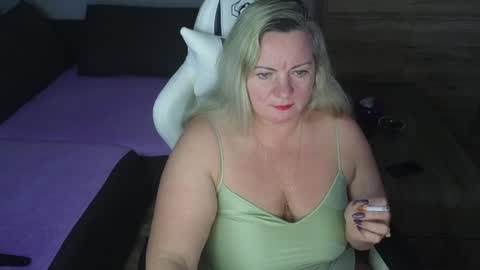 Snapshot of natascha1202 chatting on December 15, 5:10 pm Natalli online show from December 15, 5:10 pm