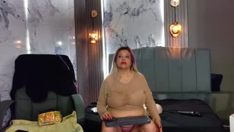 Natasha online show from November 29, 11:19 pm