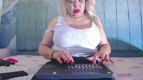 Natasha online show from May 3, 11:22 pm