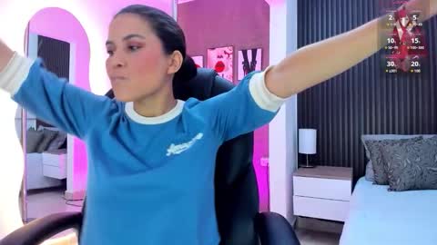 natasha online show from November 8, 12:38 pm