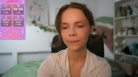 Snapshot of natasha__malkova chatting on August 4, 1:25 pm natasha__malkova online show from August 4, 1:25 pm