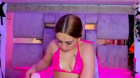 Snapshot of natasha_adams___ chatting on July 22, 8:55 pm NATASHA online show from July 22, 8:55 pm