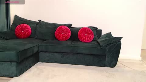 Naty  online show from March 4, 11:11 pm